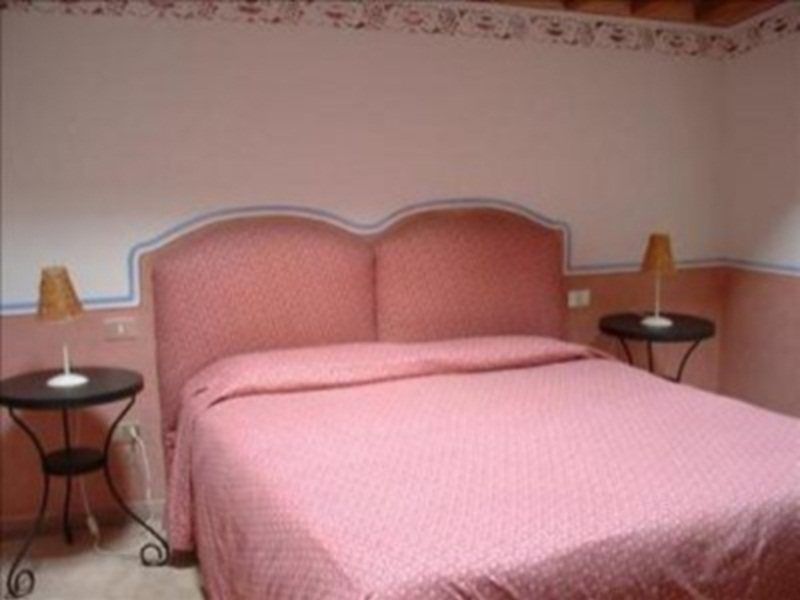 Villa Ulivi フィレンツェ 部屋 写真